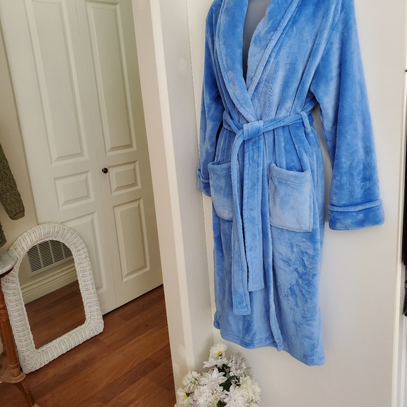 Jasmine Cozy Blue Robe - Picture 3 of 7